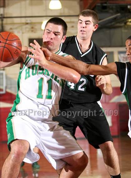 Thumbnail 2 in South Hills vs. Upland (Covina Christmas Classic) photogallery.