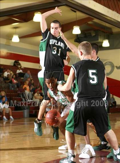 Thumbnail 2 in South Hills vs. Upland (Covina Christmas Classic) photogallery.
