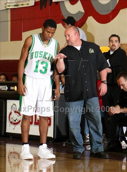 Thumbnail 1 in South Hills vs. Upland (Covina Christmas Classic) photogallery.