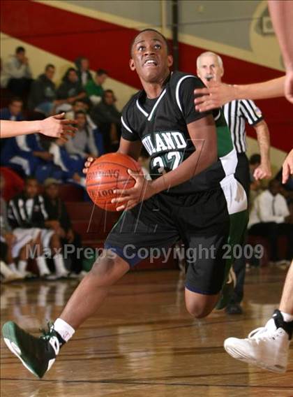 Thumbnail 2 in South Hills vs. Upland (Covina Christmas Classic) photogallery.