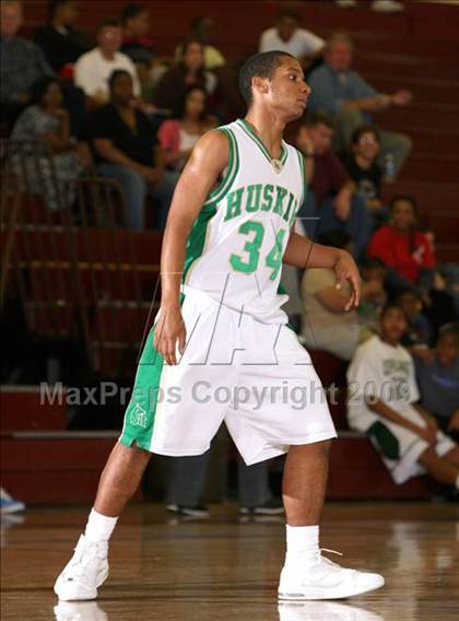 Thumbnail 1 in South Hills vs. Upland (Covina Christmas Classic) photogallery.