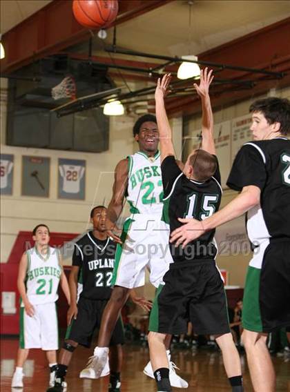 Thumbnail 3 in South Hills vs. Upland (Covina Christmas Classic) photogallery.