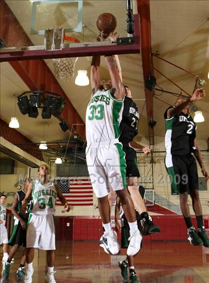 Thumbnail 3 in South Hills vs. Upland (Covina Christmas Classic) photogallery.