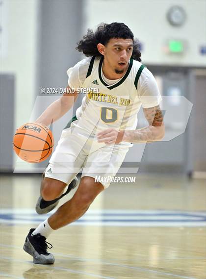 Thumbnail 2 in Grant vs. Wood (Les Curry Invitational) photogallery.