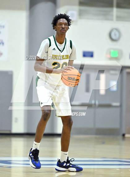 Thumbnail 2 in Grant vs. Wood (Les Curry Invitational) photogallery.