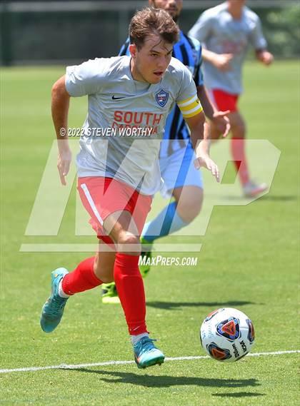 Thumbnail 3 in Clash of the Carolinas ( NC/SC Boys All Stars ) photogallery.