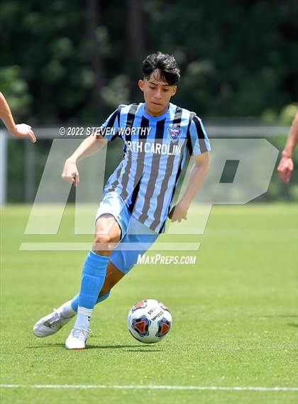 Thumbnail 3 in Clash of the Carolinas ( NC/SC Boys All Stars ) photogallery.