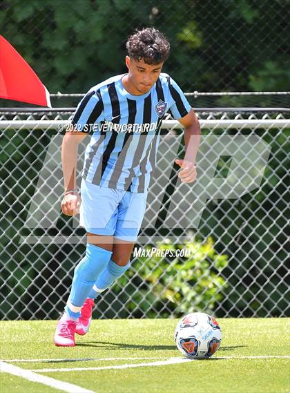 Thumbnail 2 in Clash of the Carolinas ( NC/SC Boys All Stars ) photogallery.