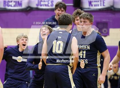 Thumbnail 2 in Teutopolis vs St Joseph-Ogden (IHSA 2A Sectional Final) photogallery.