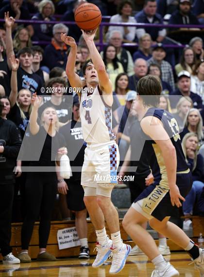 Thumbnail 3 in Teutopolis vs St Joseph-Ogden (IHSA 2A Sectional Final) photogallery.