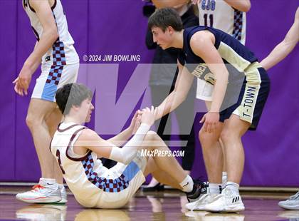 Thumbnail 1 in Teutopolis vs St Joseph-Ogden (IHSA 2A Sectional Final) photogallery.