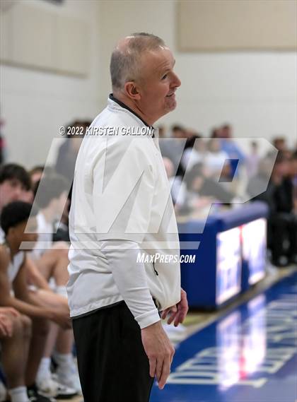 Thumbnail 2 in Episcopal vs. Greenhill (Southwest Preparatory Conference Final) photogallery.