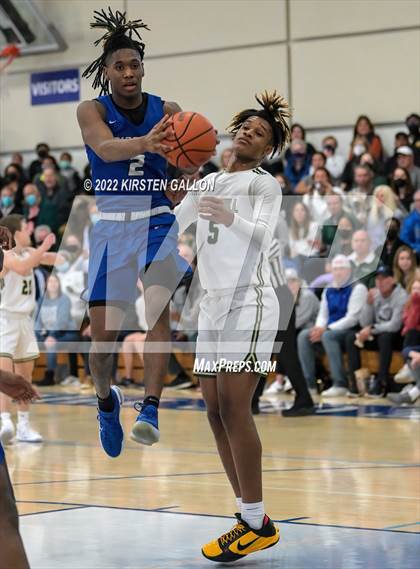 Thumbnail 2 in Episcopal vs. Greenhill (Southwest Preparatory Conference Final) photogallery.
