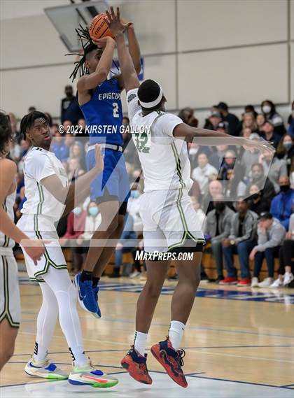 Thumbnail 2 in Episcopal vs. Greenhill (Southwest Preparatory Conference Final) photogallery.