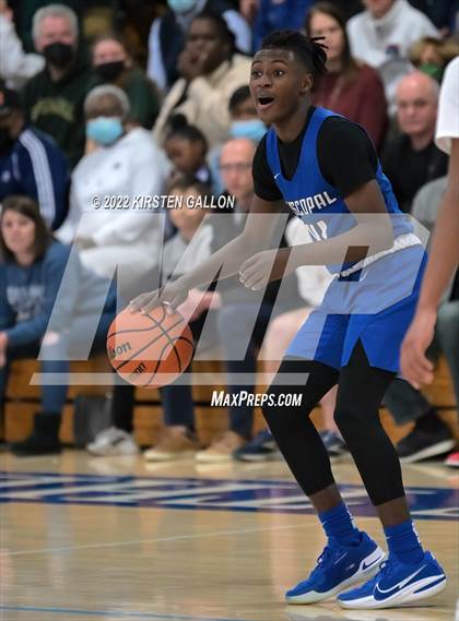 Thumbnail 3 in Episcopal vs. Greenhill (Southwest Preparatory Conference Final) photogallery.