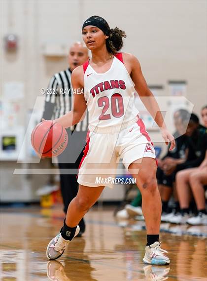 Thumbnail 2 in Rodriguez vs. Antelope (Valley High Tournament) photogallery.