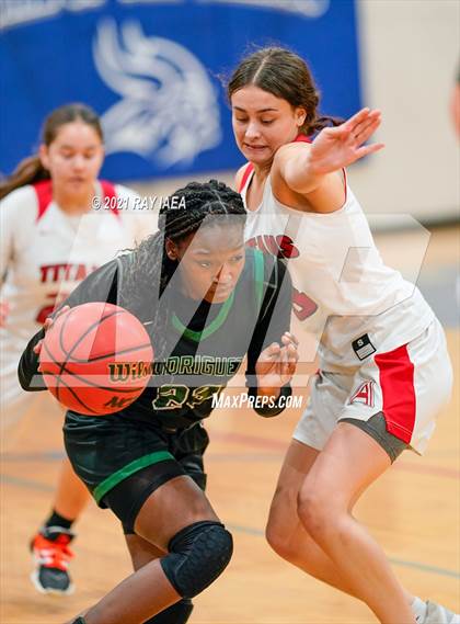 Thumbnail 1 in Rodriguez vs. Antelope (Valley High Tournament) photogallery.