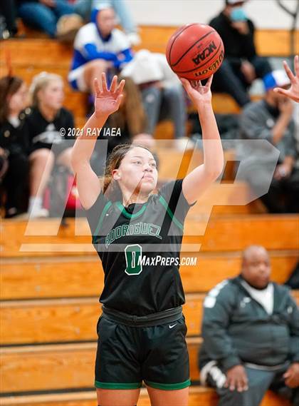Thumbnail 2 in Rodriguez vs. Antelope (Valley High Tournament) photogallery.