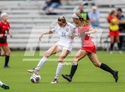 Thumbnail 1 in Pembroke Hill vs. Visitation Academy (MSHSAA Class 2 Semifinal) photogallery.
