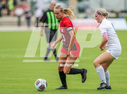 Thumbnail 2 in Pembroke Hill vs. Visitation Academy (MSHSAA Class 2 Semifinal) photogallery.