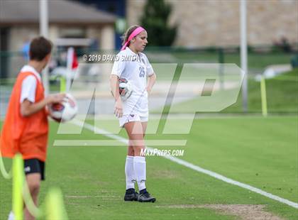 Thumbnail 2 in Pembroke Hill vs. Visitation Academy (MSHSAA Class 2 Semifinal) photogallery.