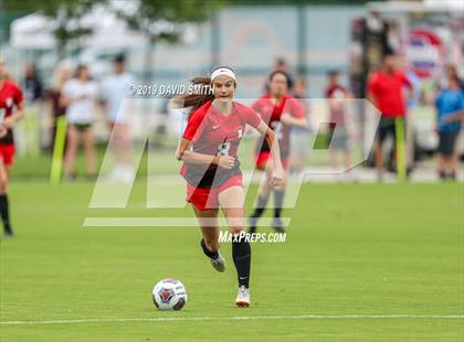 Thumbnail 2 in Pembroke Hill vs. Visitation Academy (MSHSAA Class 2 Semifinal) photogallery.