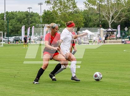 Thumbnail 3 in Pembroke Hill vs. Visitation Academy (MSHSAA Class 2 Semifinal) photogallery.
