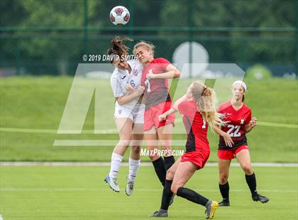 Thumbnail 1 in Pembroke Hill vs. Visitation Academy (MSHSAA Class 2 Semifinal) photogallery.