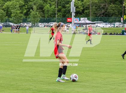 Thumbnail 1 in Pembroke Hill vs. Visitation Academy (MSHSAA Class 2 Semifinal) photogallery.