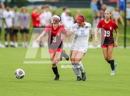 Thumbnail 1 in Pembroke Hill vs. Visitation Academy (MSHSAA Class 2 Semifinal) photogallery.