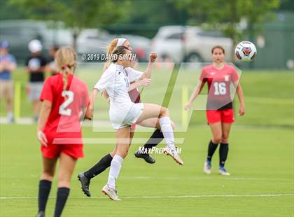 Thumbnail 3 in Pembroke Hill vs. Visitation Academy (MSHSAA Class 2 Semifinal) photogallery.