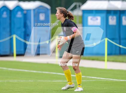 Thumbnail 2 in Pembroke Hill vs. Visitation Academy (MSHSAA Class 2 Semifinal) photogallery.