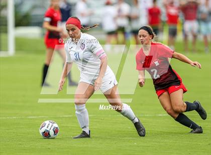 Thumbnail 2 in Pembroke Hill vs. Visitation Academy (MSHSAA Class 2 Semifinal) photogallery.