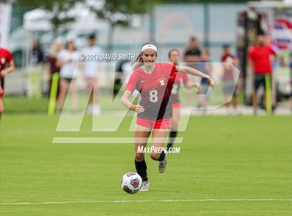 Thumbnail 3 in Pembroke Hill vs. Visitation Academy (MSHSAA Class 2 Semifinal) photogallery.