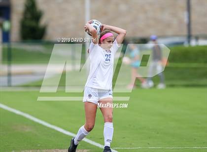 Thumbnail 3 in Pembroke Hill vs. Visitation Academy (MSHSAA Class 2 Semifinal) photogallery.