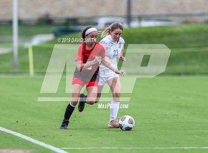 Thumbnail 2 in Pembroke Hill vs. Visitation Academy (MSHSAA Class 2 Semifinal) photogallery.