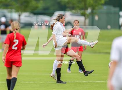 Thumbnail 1 in Pembroke Hill vs. Visitation Academy (MSHSAA Class 2 Semifinal) photogallery.