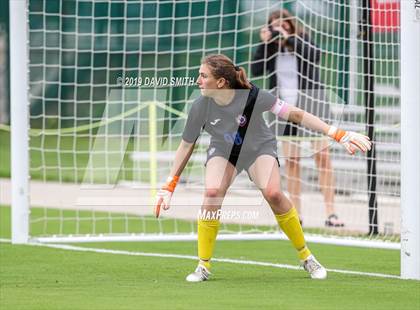 Thumbnail 3 in Pembroke Hill vs. Visitation Academy (MSHSAA Class 2 Semifinal) photogallery.