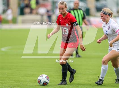 Thumbnail 1 in Pembroke Hill vs. Visitation Academy (MSHSAA Class 2 Semifinal) photogallery.
