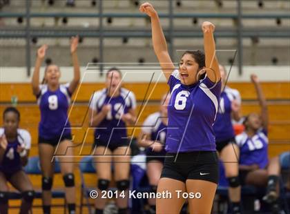 Thumbnail 3 in Warren @ Stevens photogallery.