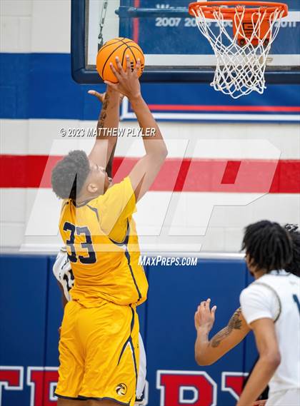 Thumbnail 2 in E.E. Smith vs. Northwood Temple Academy (MLK Dream Jam at Terry Sanford) photogallery.