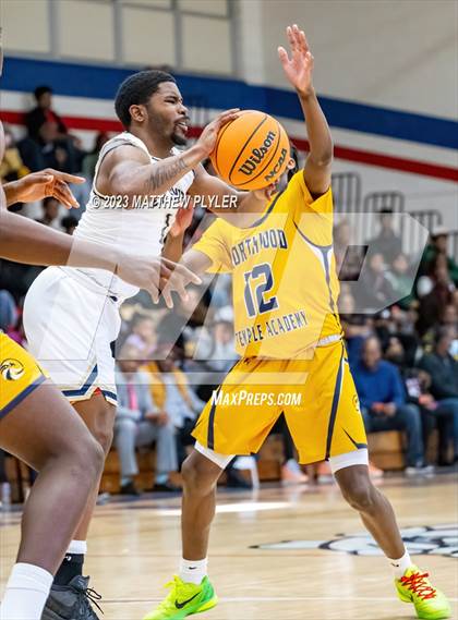 Thumbnail 2 in E.E. Smith vs. Northwood Temple Academy (MLK Dream Jam at Terry Sanford) photogallery.