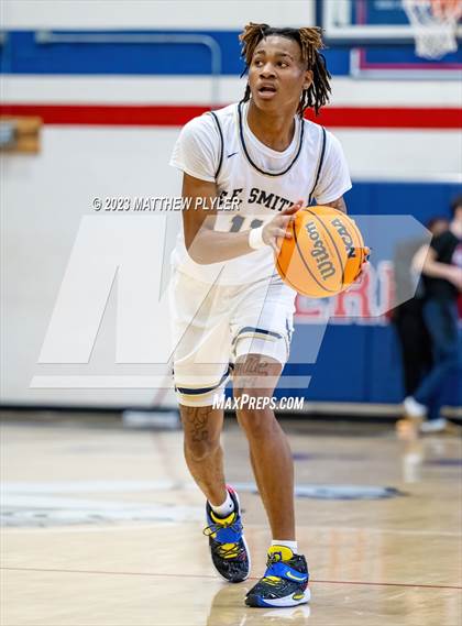 Thumbnail 3 in E.E. Smith vs. Northwood Temple Academy (MLK Dream Jam at Terry Sanford) photogallery.