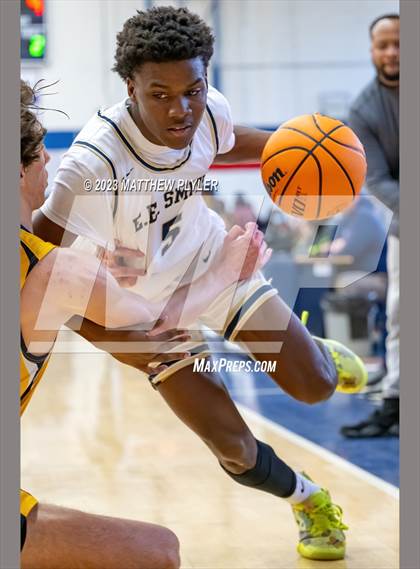 Thumbnail 3 in E.E. Smith vs. Northwood Temple Academy (MLK Dream Jam at Terry Sanford) photogallery.