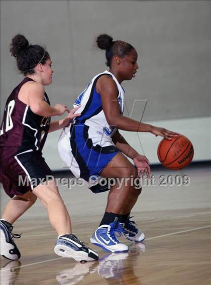 Thumbnail 1 in Cinco Ranch vs. Summit (McDonalds Texas Invitational) photogallery.