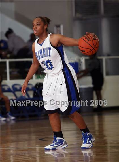 Thumbnail 2 in Cinco Ranch vs. Summit (McDonalds Texas Invitational) photogallery.