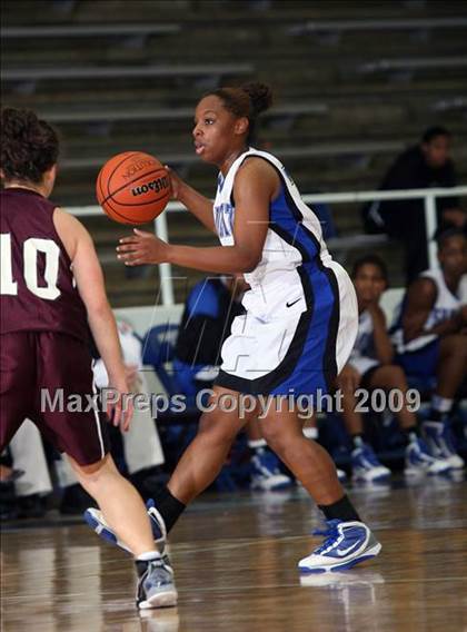 Thumbnail 2 in Cinco Ranch vs. Summit (McDonalds Texas Invitational) photogallery.