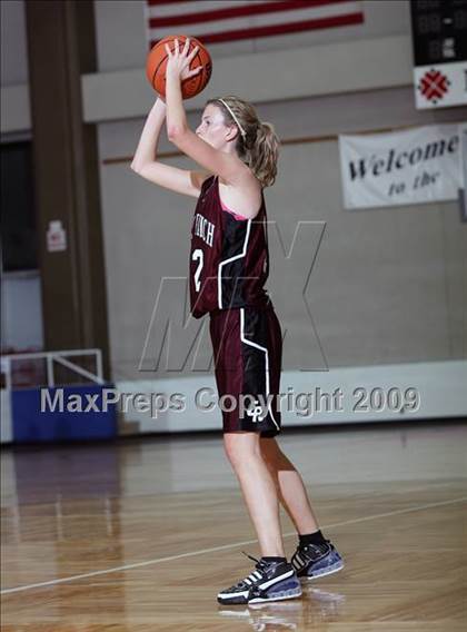 Thumbnail 1 in Cinco Ranch vs. Summit (McDonalds Texas Invitational) photogallery.