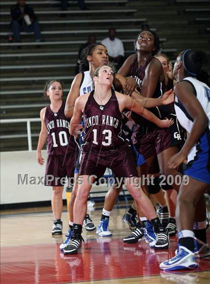 Thumbnail 2 in Cinco Ranch vs. Summit (McDonalds Texas Invitational) photogallery.