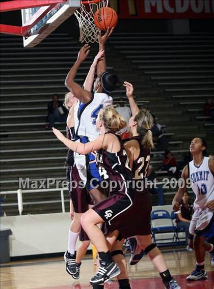 Thumbnail 3 in Cinco Ranch vs. Summit (McDonalds Texas Invitational) photogallery.